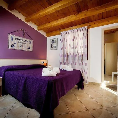 Residence Mareluna Διαμέρισμα *
